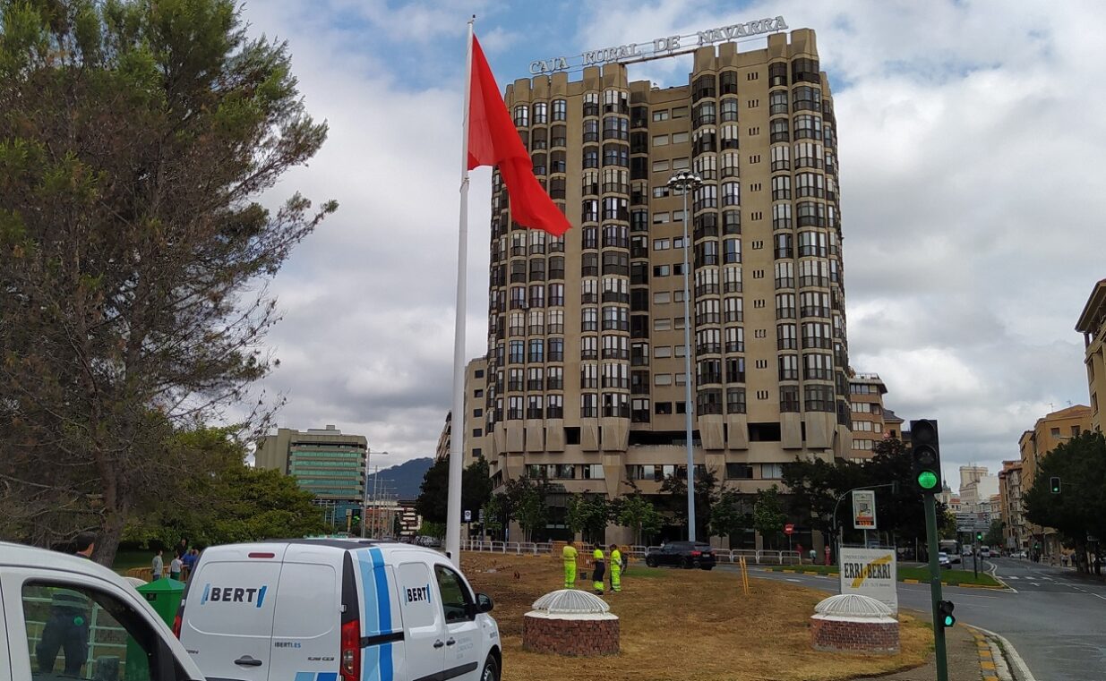 Mastil 30 m Pamplona